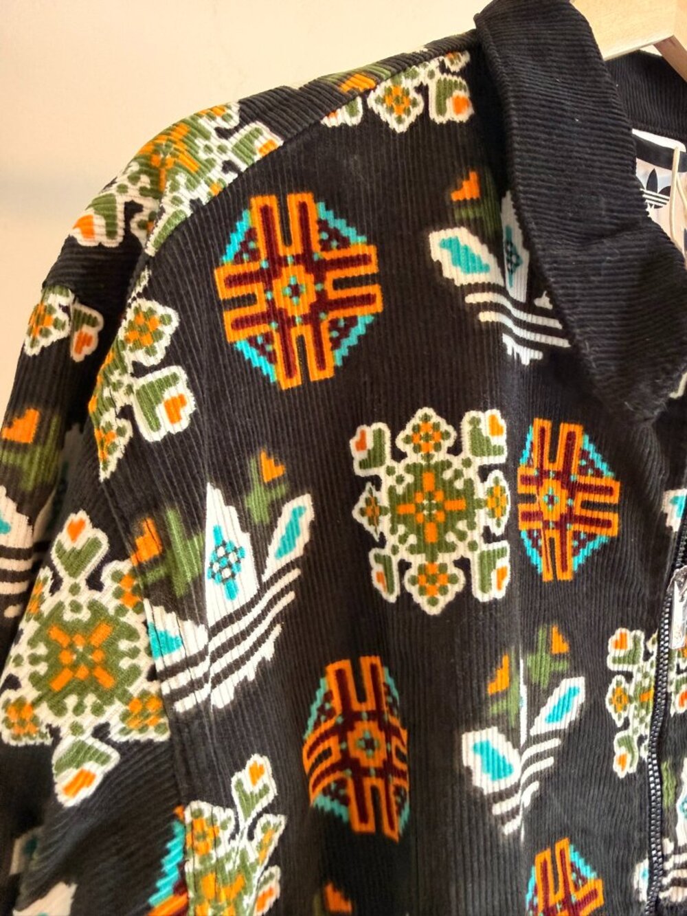 Adidas Black Ccorduroy Monogram Allover Print Loose Coach Jacket M - Picture 14 of 16